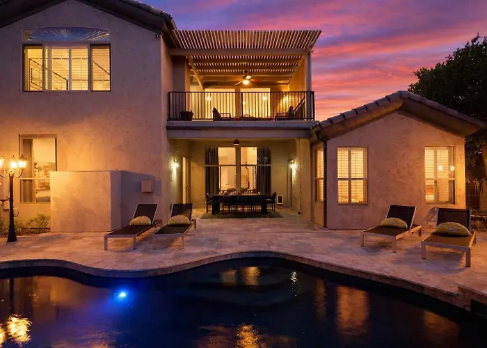 Citrus-pool & Spa-walk 2 Restaurants, Shops & Bars Holiday home Phoenix